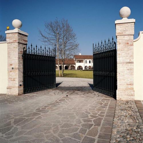 Folding Gate Swing Gate